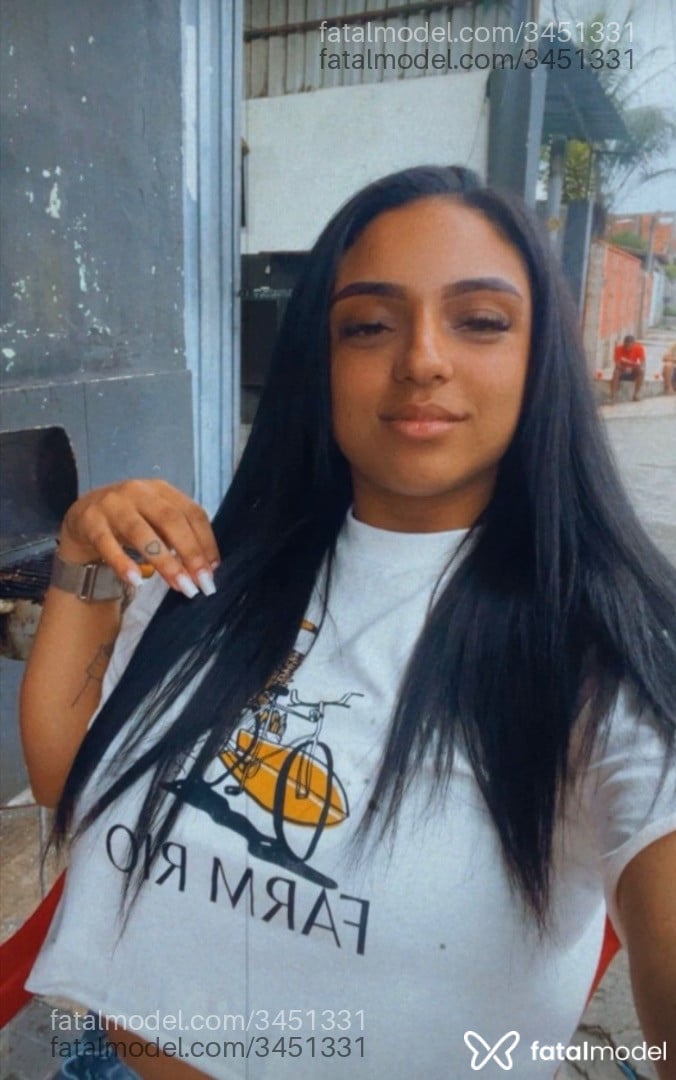 Acompanhante mulher morena (o) de olhos castanhos - Luana Souza
