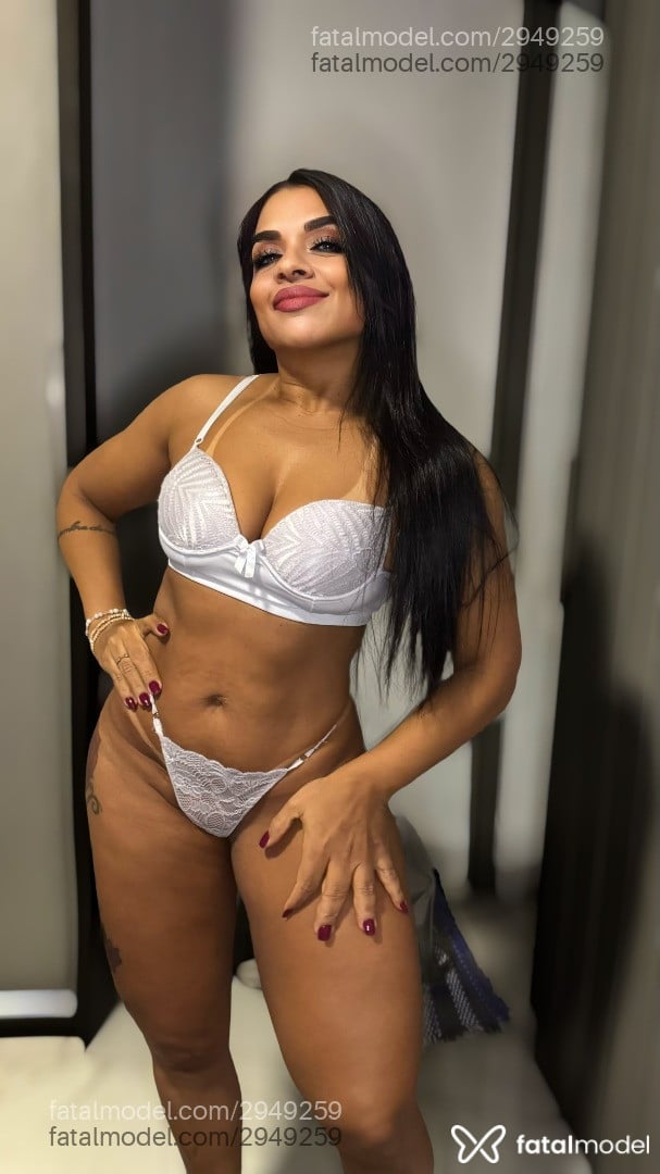 Acompanhante mulher morena (o) de olhos castanhos - Samantha Velvet
