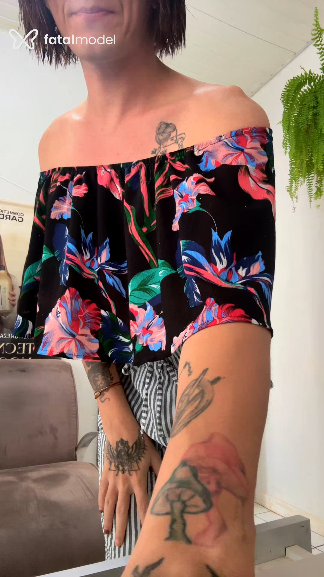 Acompanhante mulher trans ruiva (o) de olhos castanhos - Andressa
