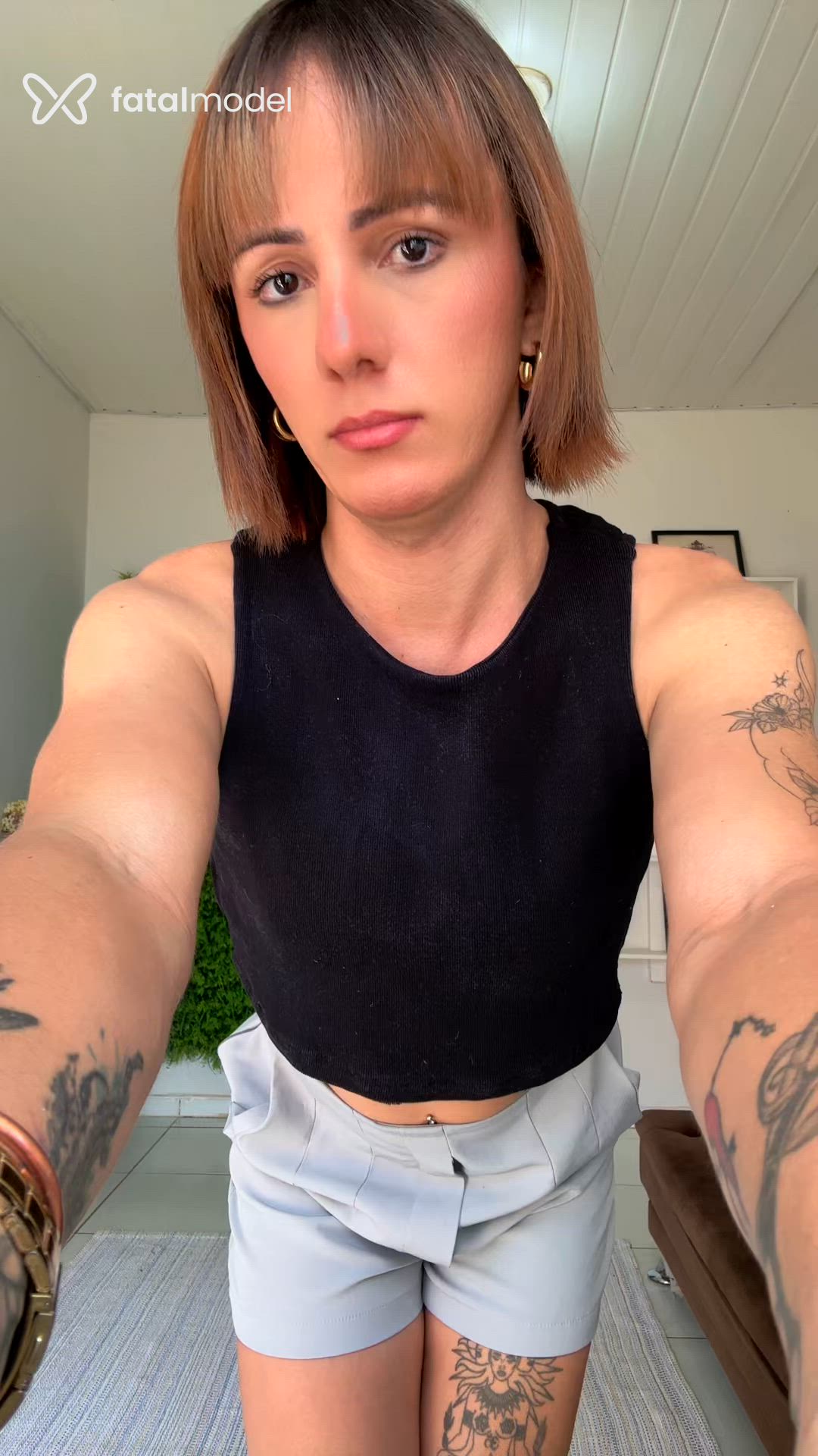 Acompanhante mulher trans ruiva (o) de olhos castanhos - Andressa