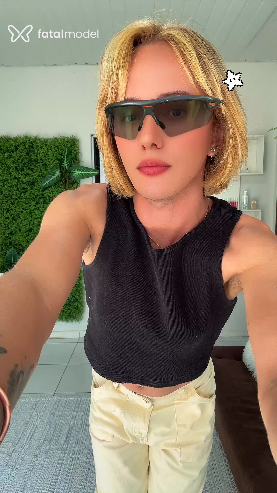 Acompanhante mulher trans ruiva (o) de olhos castanhos - Andressa