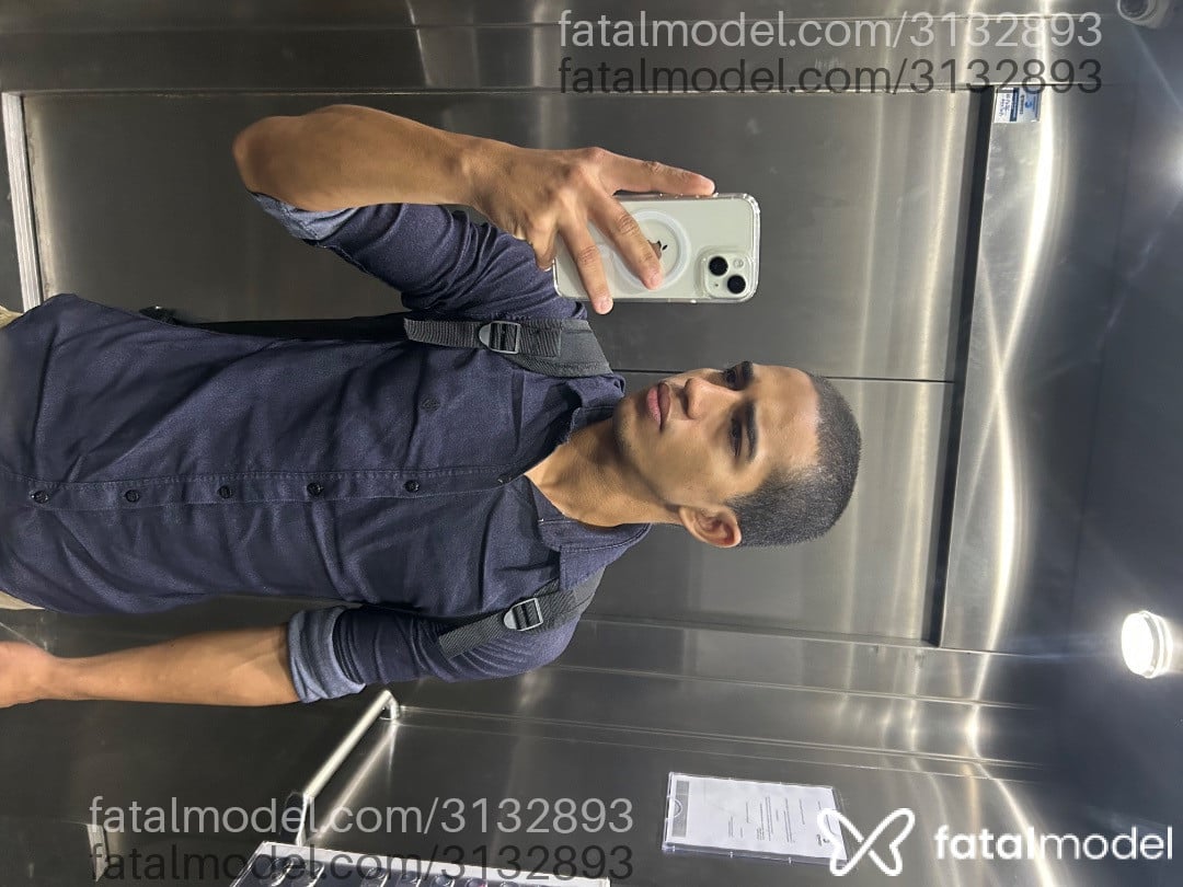 Acompanhante homem morena (o) de olhos pretos - Avares