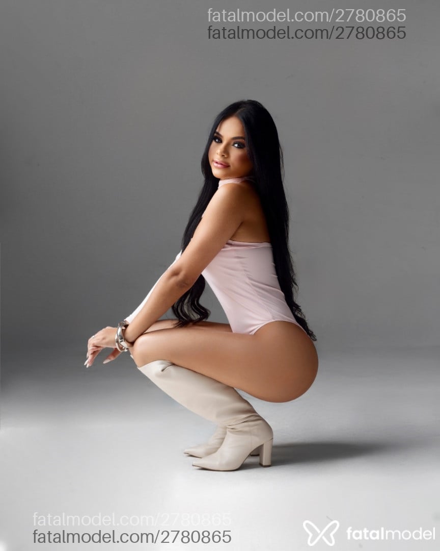 Acompanhante mulher morena (o) de olhos castanhos - Letícia Sofia