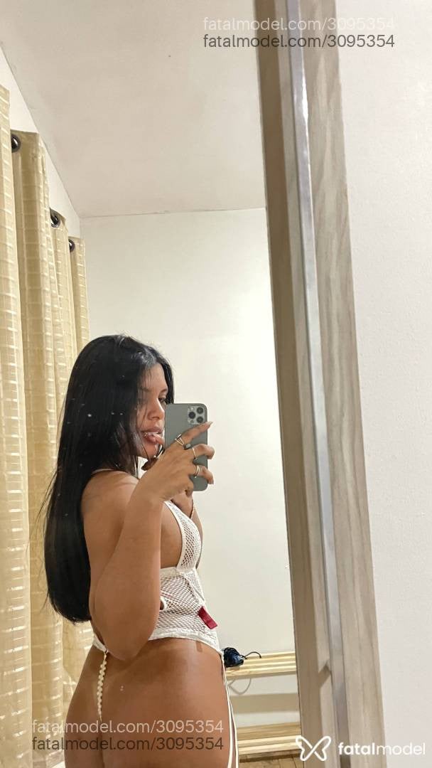 Acompanhante mulher morena (o) de olhos castanhos em Lavras - Mary