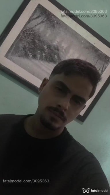 Acompanhante homem com cabelo castanho de olhos castanhos em Salvador - Fábio