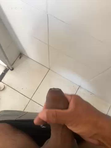 Acompanhante homem com cabelo grisalho de olhos pretos - Robson Acompanhante homem com cabelo grisalho de olhos pretos - Robson