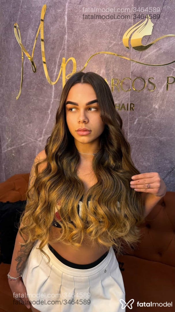 Acompanhante mulher morena (o) de olhos castanhos - Mel