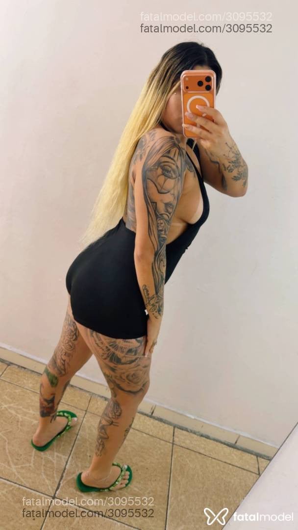 Acompanhante mulher loira (o) de olhos castanhos em Uberaba Acompanhante mulher loira (o) de olhos castanhos em Uberaba - Dani