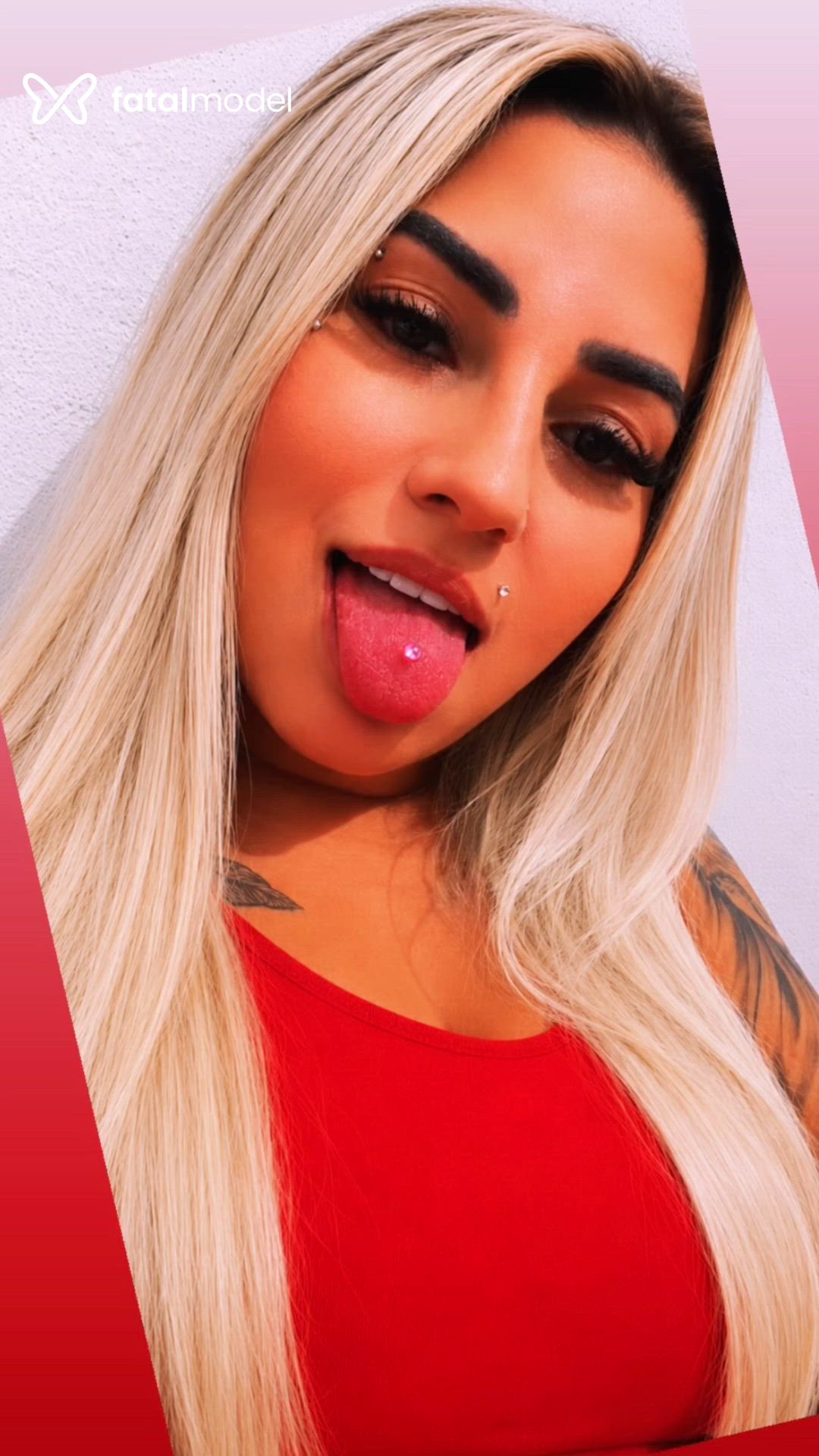 Acompanhante mulher loira (o) de olhos castanhos em Uberaba Acompanhante mulher loira (o) de olhos castanhos em Uberaba - Dani