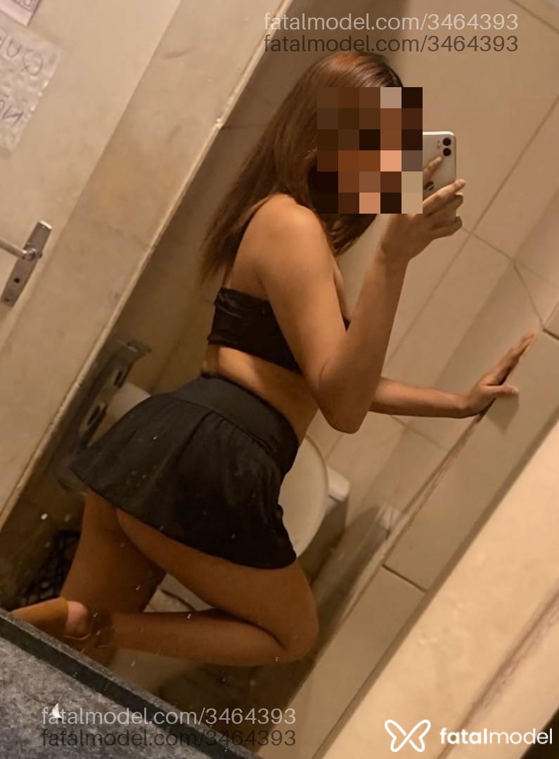 Acompanhante mulher morena (o) de olhos pretos - Milly