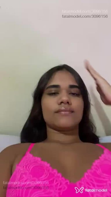 Acompanhante mulher morena (o) de olhos castanhos em Belo Horizonte - Milena