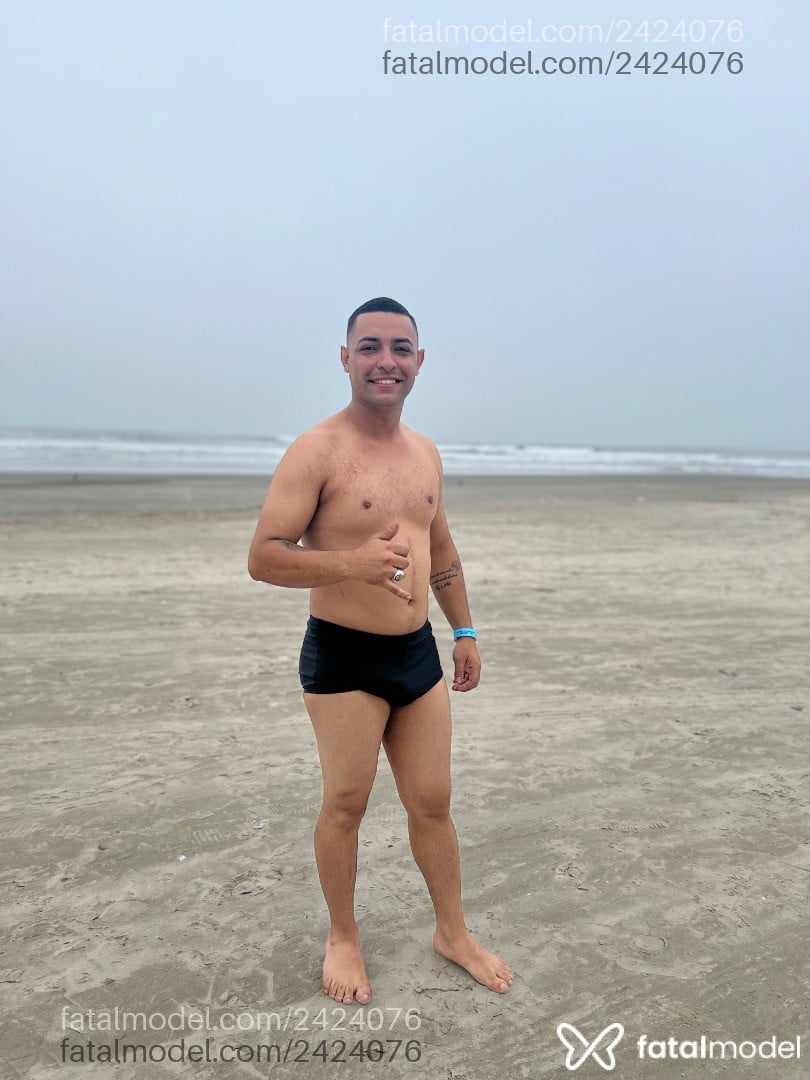 Acompanhante homem morena (o) de olhos pretos - Rodrigo Menezes