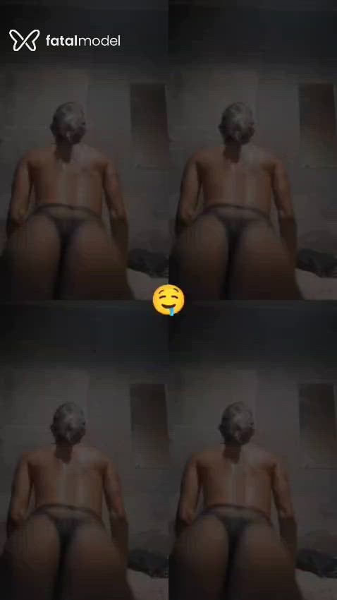 Acompanhante mulher loira (o) de olhos mel - Eduarda