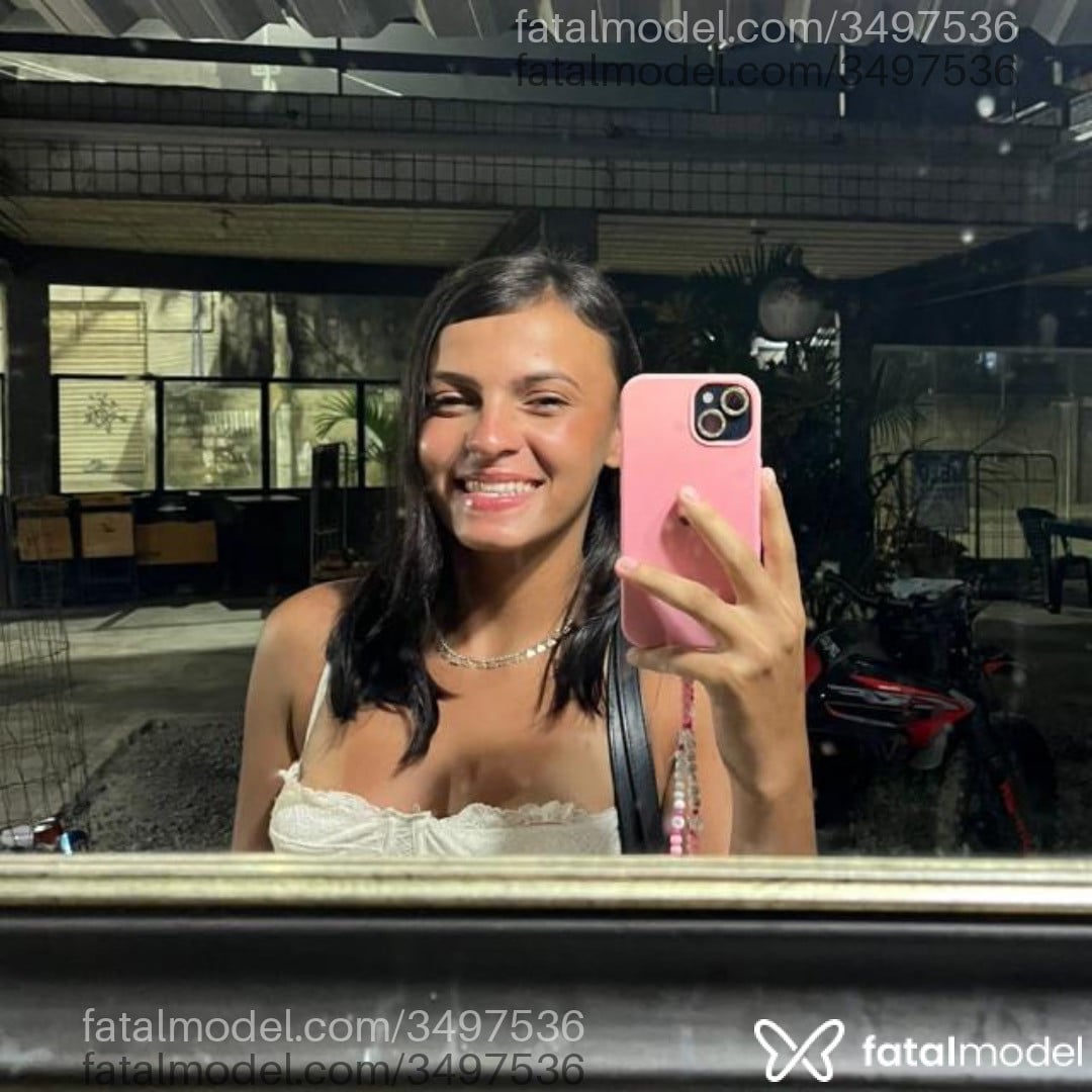 Acompanhante mulher morena (o) de olhos castanhos - Ingridy