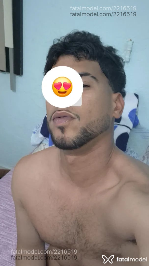 Acompanhante homem morena (o) de olhos castanhos - Novinhorv