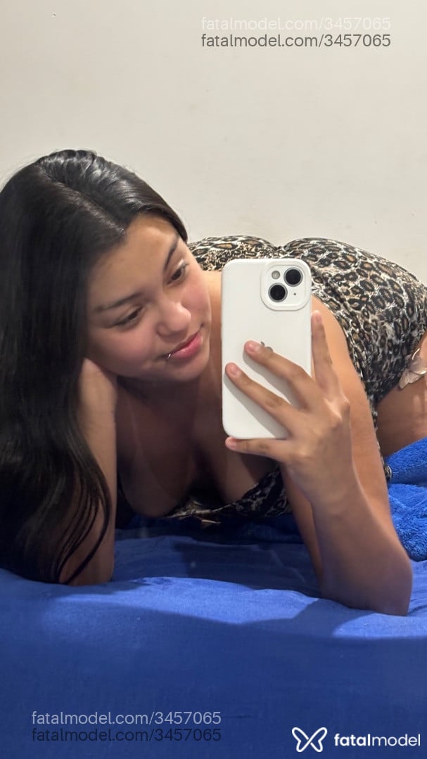 Acompanhante mulher morena (o) de olhos castanhos - Laura Campos