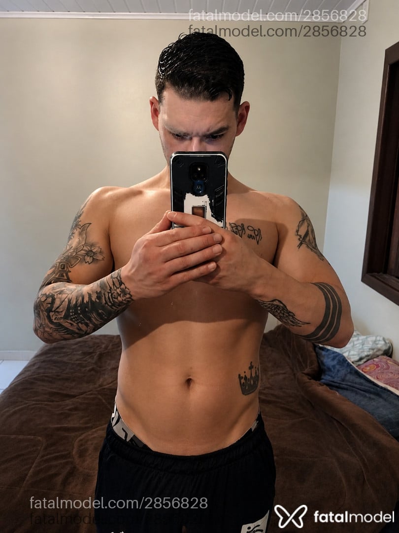 Acompanhante homem morena (o) de olhos pretos - Leandro Lopes Acompanhante homem morena (o) de olhos pretos - Leandro Lopes