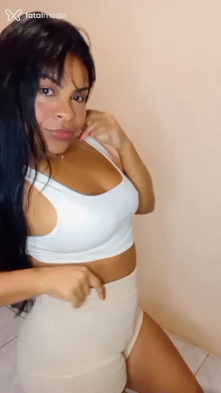 Acompanhante mulher morena (o) de olhos castanhos - Luamorenay