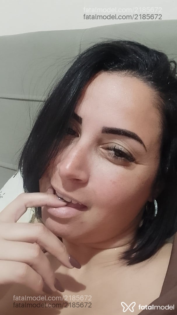 Acompanhante mulher morena (o) de olhos castanhos - Jadepreciosa