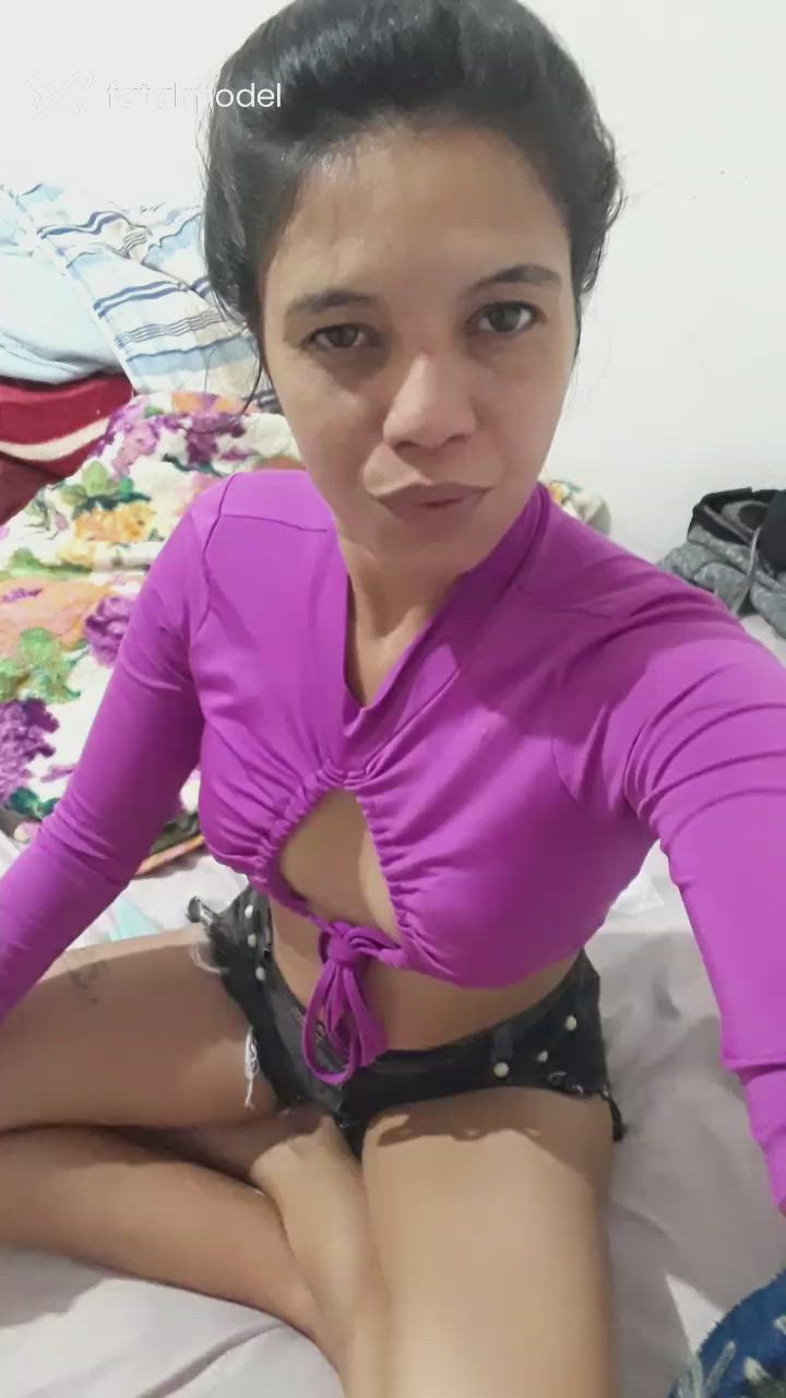 Acompanhante mulher morena (o) de olhos castanhos - Bruna