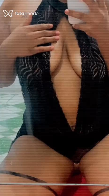 Acompanhante mulher morena (o) de olhos castanhos - Thaysla