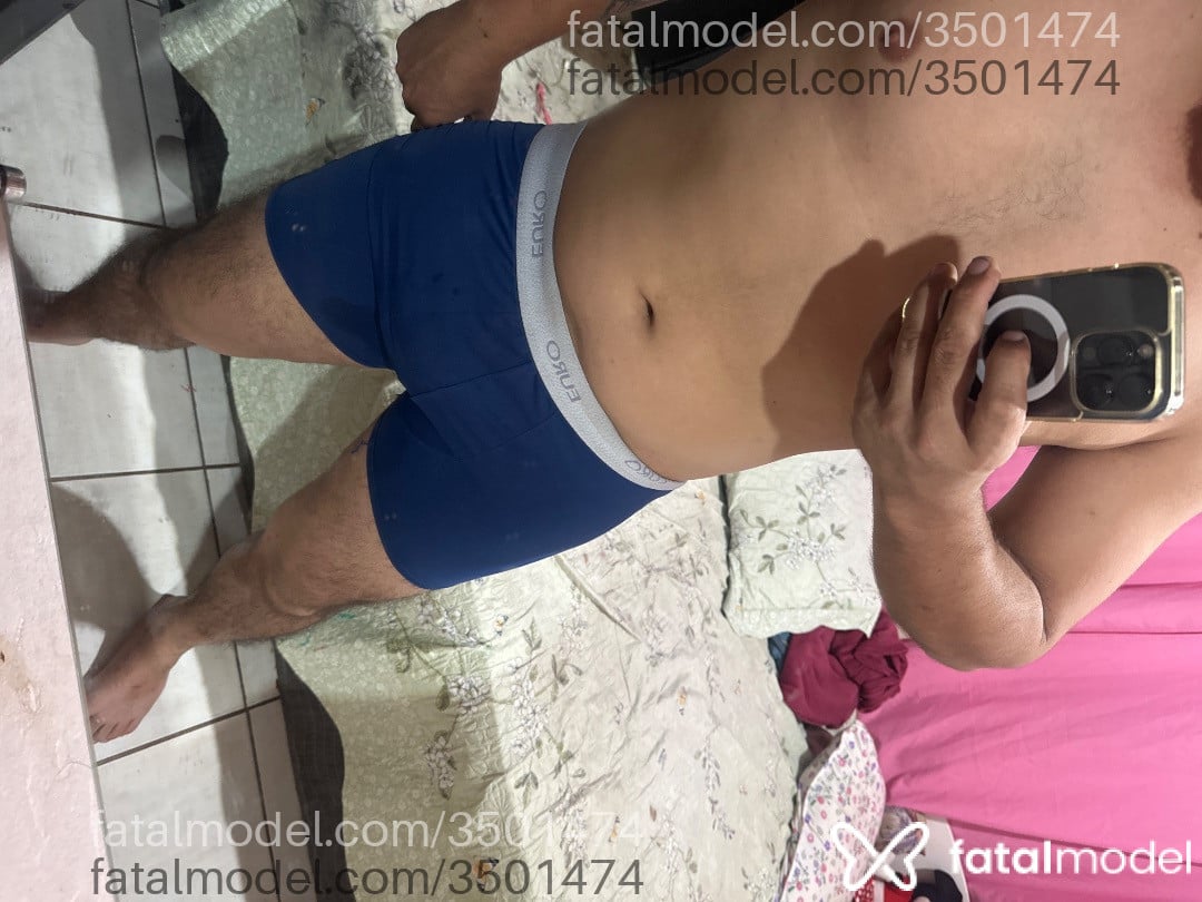 Acompanhante homem com cabelo castanho de olhos castanhos - Luandelicia