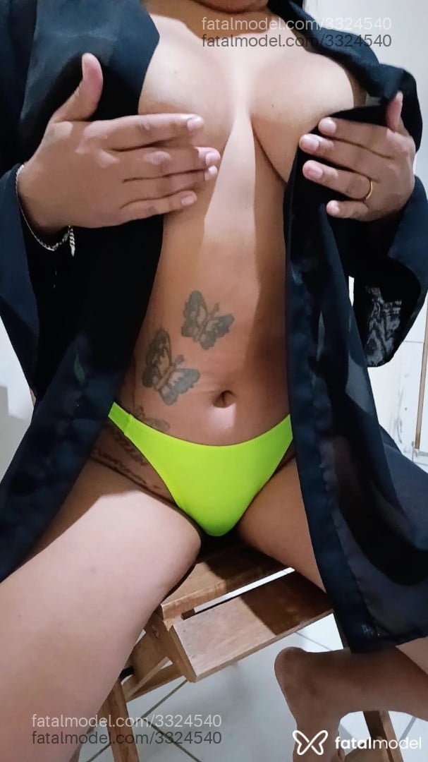 Acompanhante mulher morena (o) de olhos pretos - Fabíola Amaral
