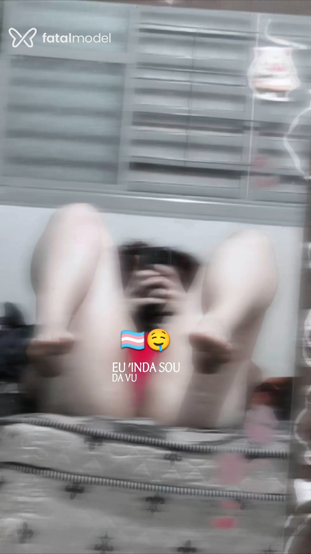 Acompanhante mulher trans ruiva (o) de olhos castanhos - Stella