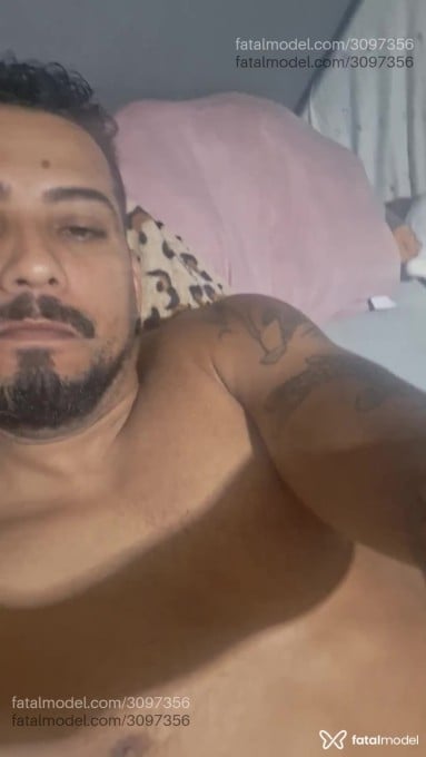 Acompanhante homem com cabelo castanho de olhos castanhos em São Paulo - Ragnar