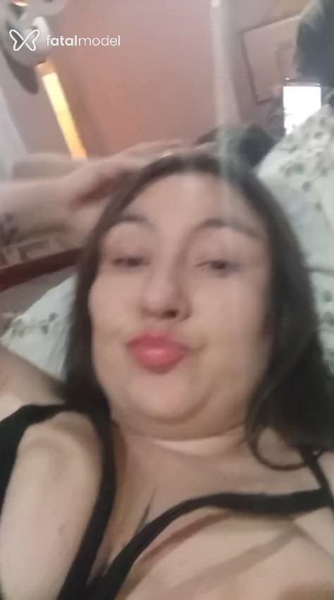 Acompanhante mulher com cabelo castanho de olhos mel - Giovanna Munhoz Acompanhante mulher com cabelo castanho de olhos mel - Giovanna Munhoz
