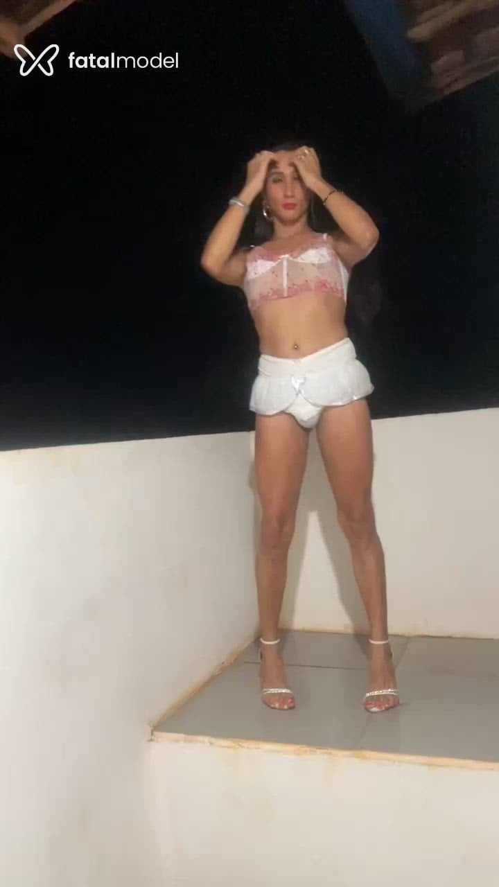 Acompanhante mulher trans morena (o) de olhos castanhos - Hanna Albuquerque Acompanhante mulher trans morena (o) de olhos castanhos - Hanna Albuquerque