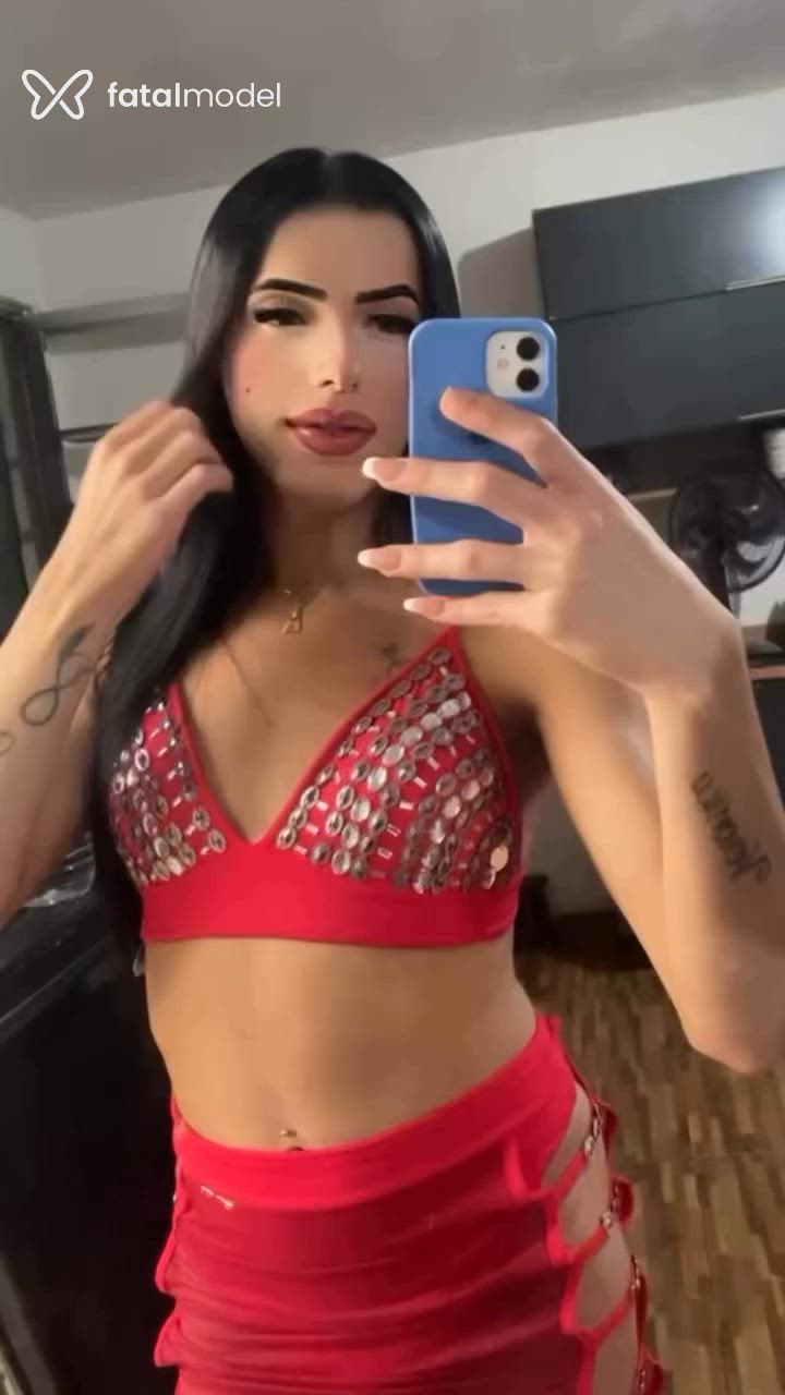 Acompanhante mulher trans morena (o) de olhos mel - Gabys Acompanhante mulher trans morena (o) de olhos mel - Gabys