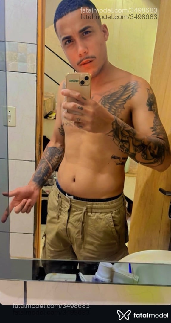 Acompanhante homem com cabelo castanho de olhos castanhos - Marcos Acompanhante homem com cabelo castanho de olhos castanhos - Marcos