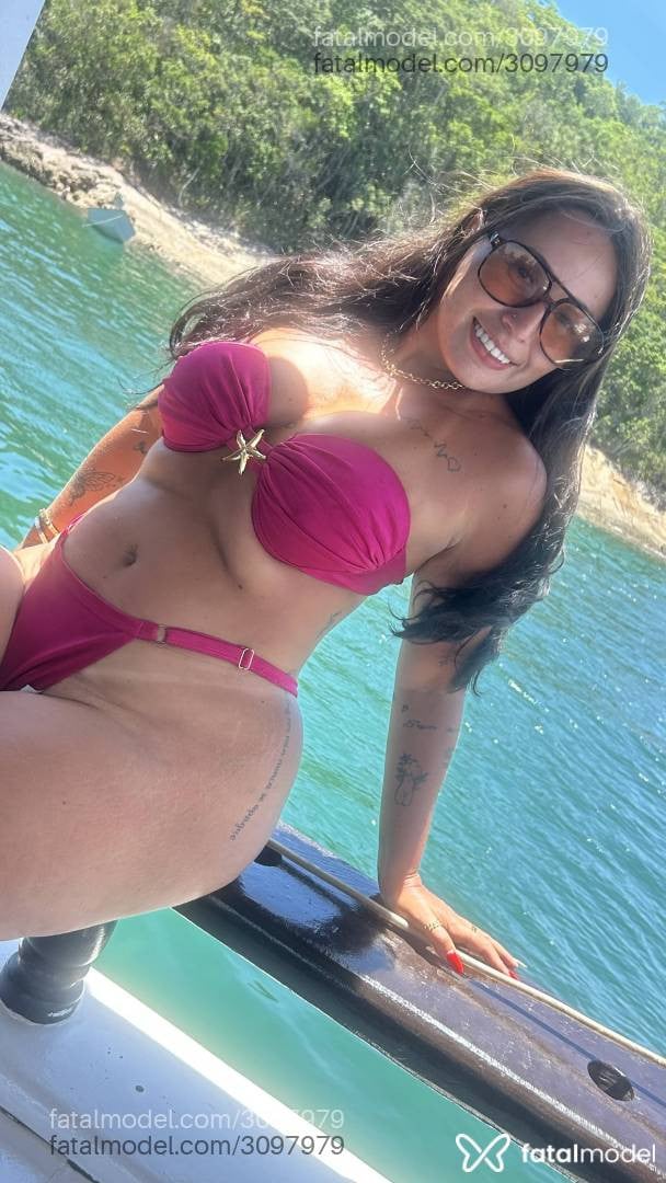 Acompanhante mulher com cabelo castanho de olhos castanhos em Virtual - Nandinha