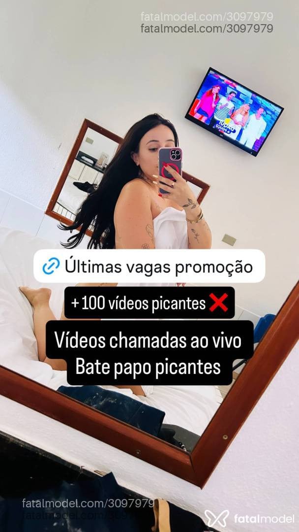 Acompanhante mulher com cabelo castanho de olhos castanhos - Morena