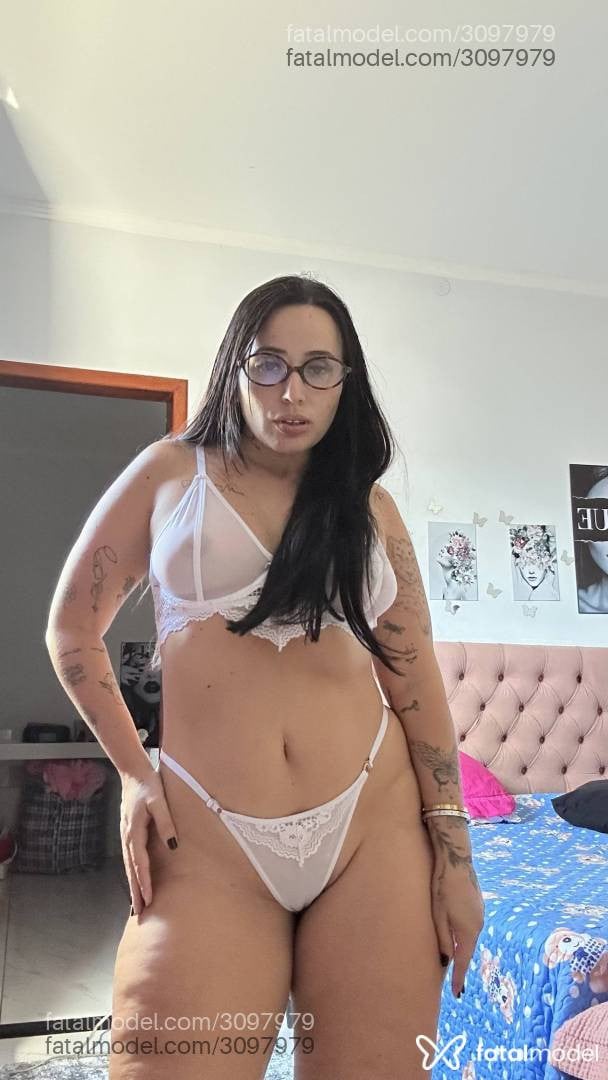 Acompanhante mulher com cabelo castanho de olhos castanhos em Virtual - Nandinha