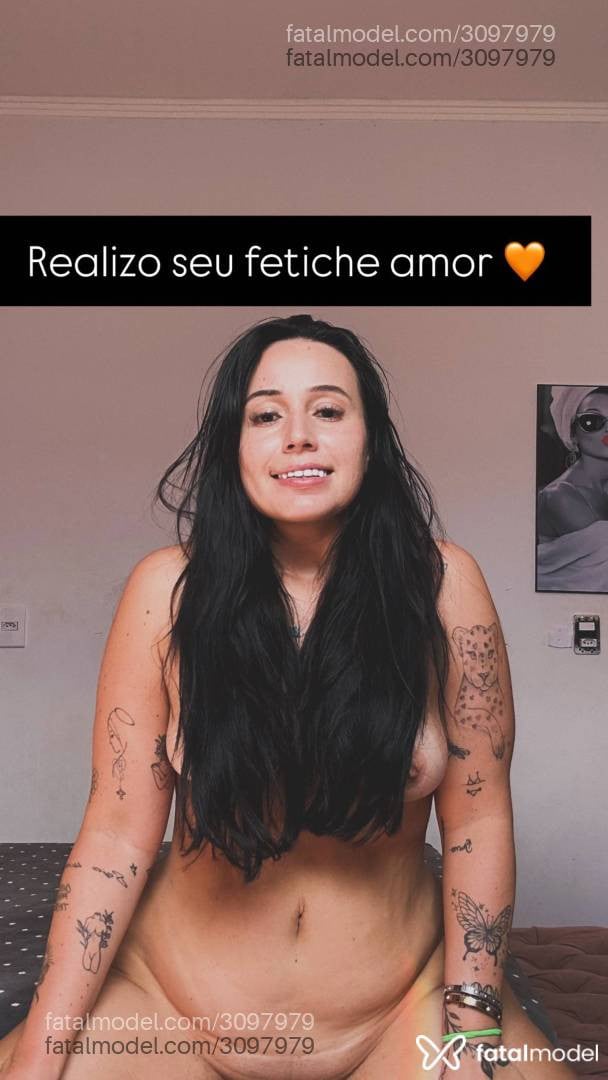 Acompanhante mulher com cabelo castanho de olhos castanhos - Morena