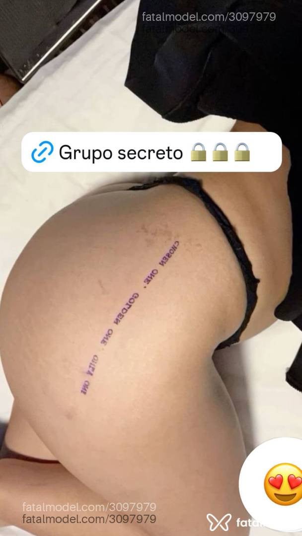 Acompanhante mulher com cabelo castanho de olhos castanhos - Morena