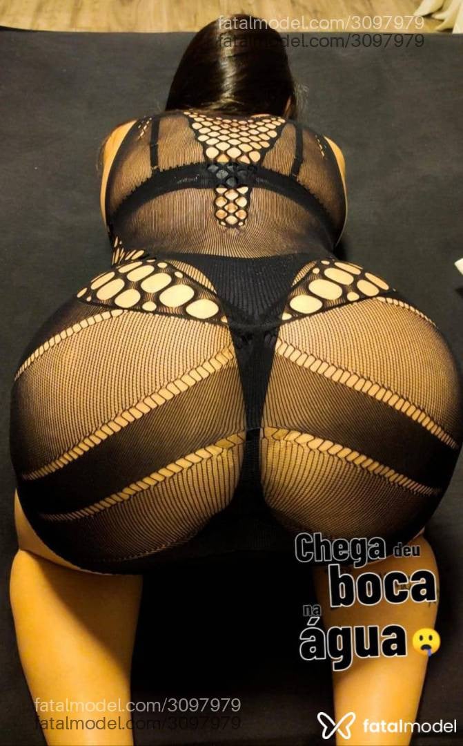 Acompanhante mulher com cabelo castanho de olhos castanhos - Morena