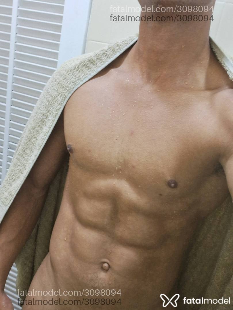 Acompanhante homem morena (o) de olhos castanhos em Rio de Janeiro - Cris Montel