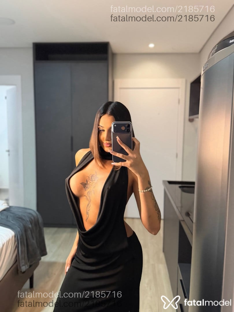 Acompanhante mulher com cabelo castanho de olhos castanhos - Mia Stefler