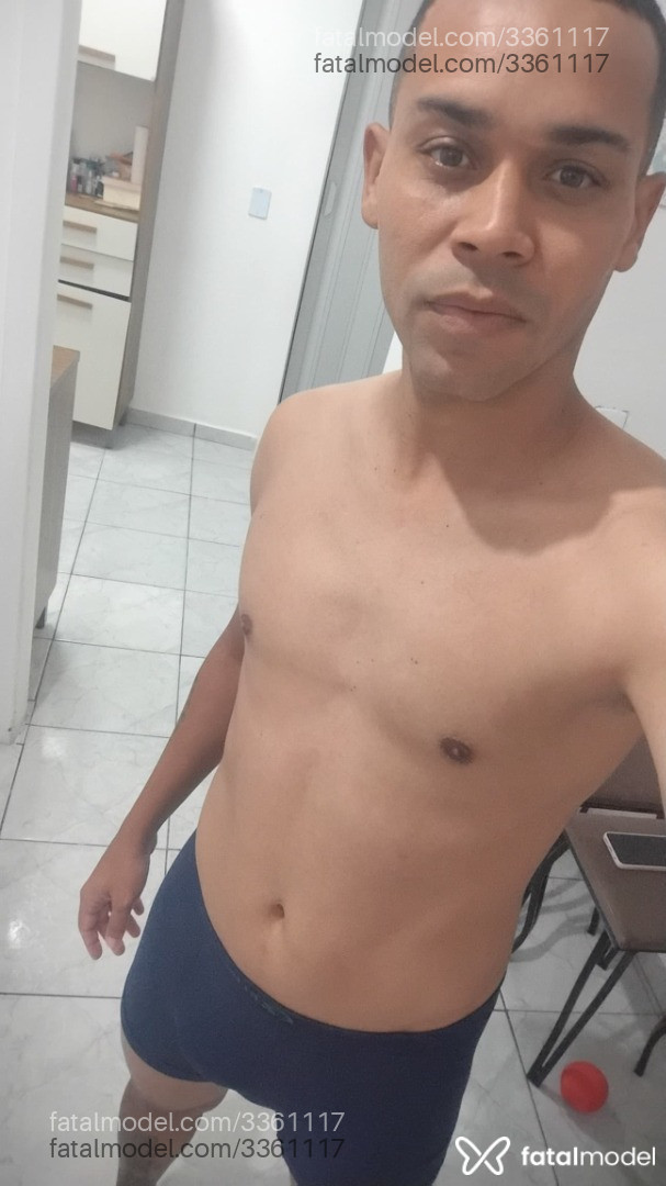 Acompanhante homem morena (o) de olhos mel - Eliii Acompanhante homem morena (o) de olhos mel - Eliii