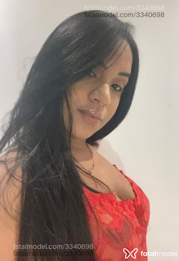 Acompanhante mulher morena (o) de olhos castanhos - Mara Oliver Acompanhante mulher morena (o) de olhos castanhos - Mara Oliver
