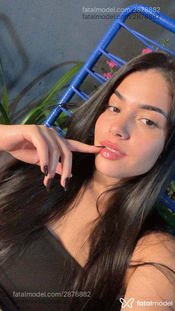 Acompanhante mulher morena (o) de olhos castanhos - Gabriela