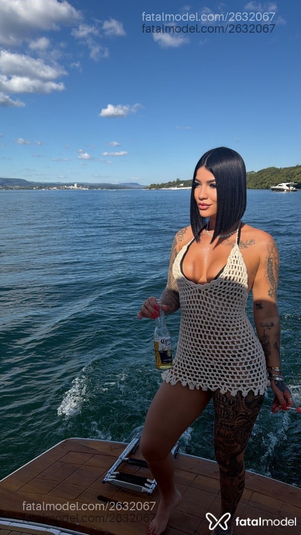 Acompanhante mulher morena (o) de olhos castanhos - Bruna Carvalho
