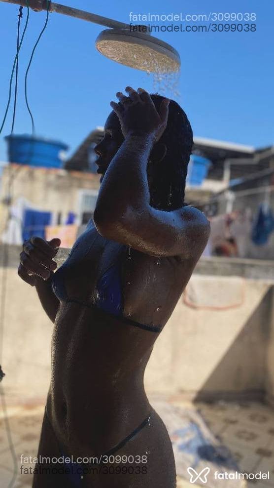 Acompanhante mulher morena (o) de olhos castanhos em Rio de Janeiro - Carolyne