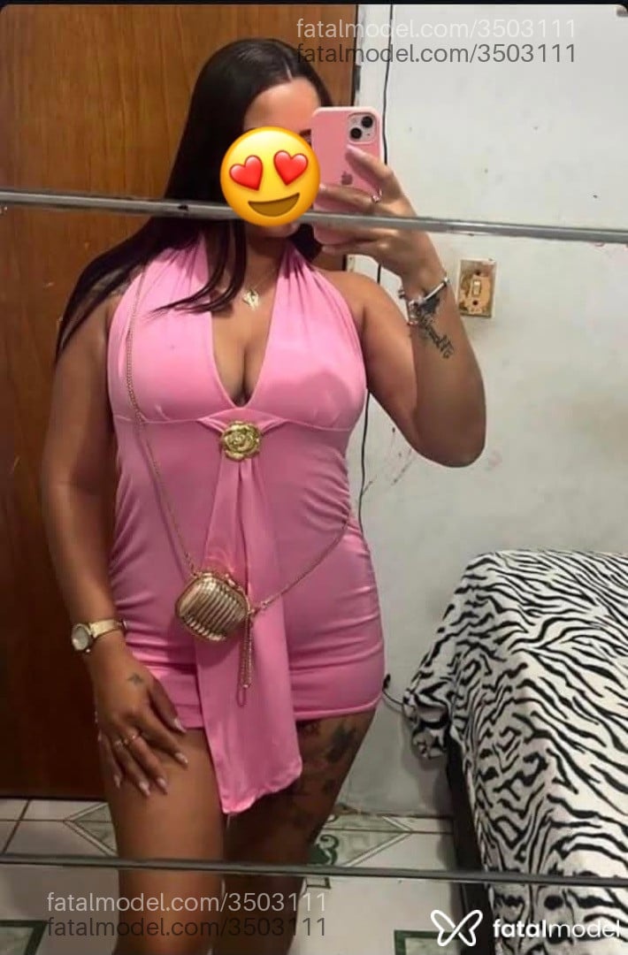 Acompanhante mulher morena (o) de olhos mel - Julia Amaral
