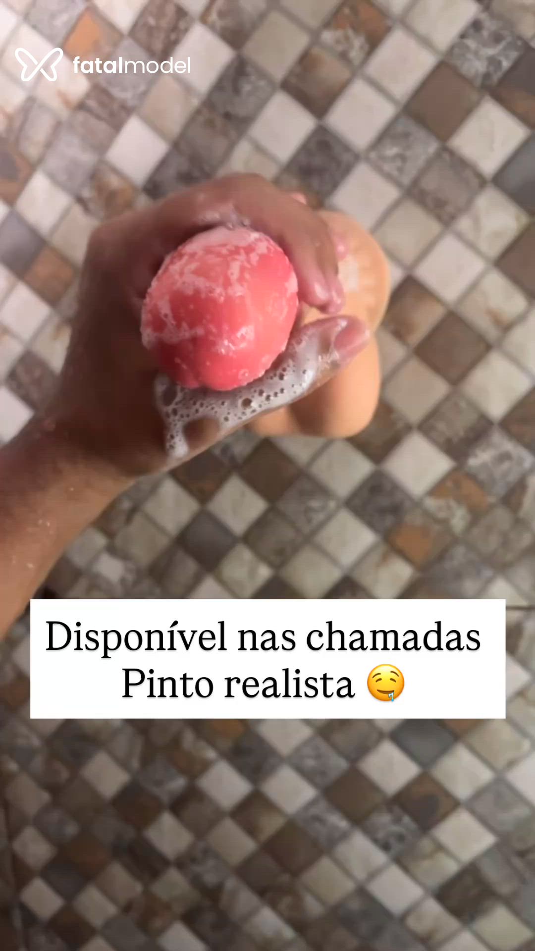 Acompanhante mulher morena (o) de olhos pretos - Julieta