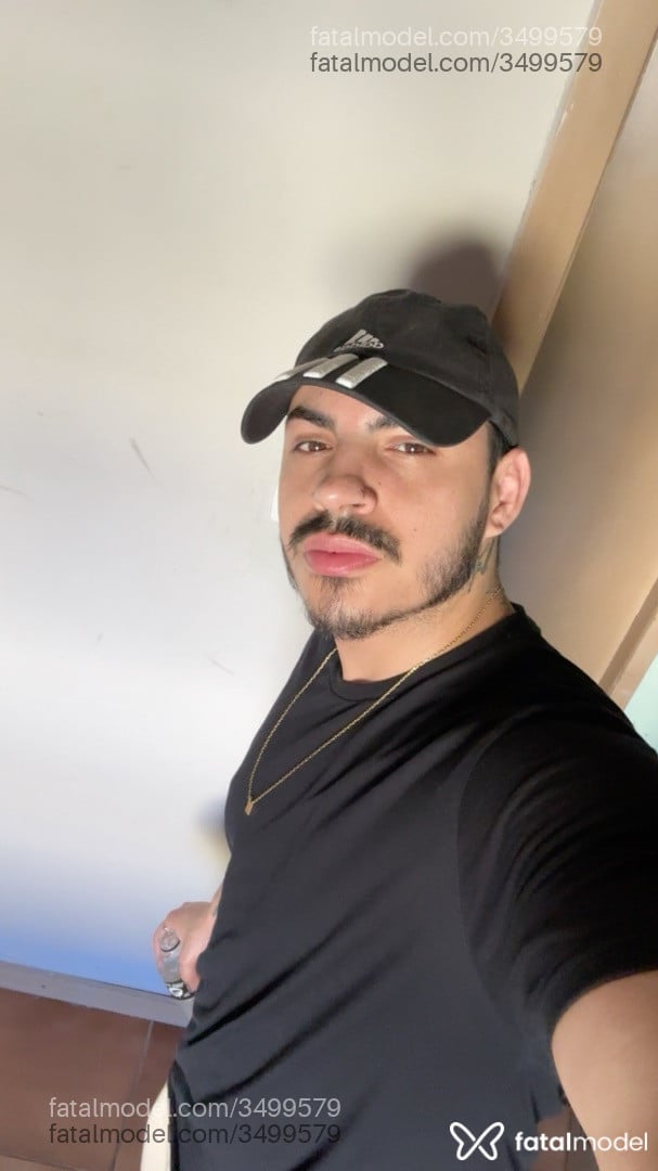 Acompanhante homem morena (o) de olhos mel - Vinicius