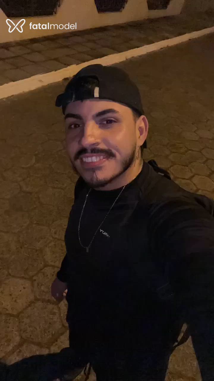 Acompanhante homem morena (o) de olhos mel - Vinicius